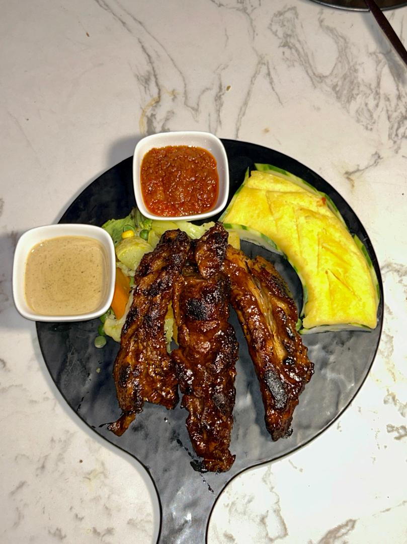 BBQ Ribs with Fried eggs