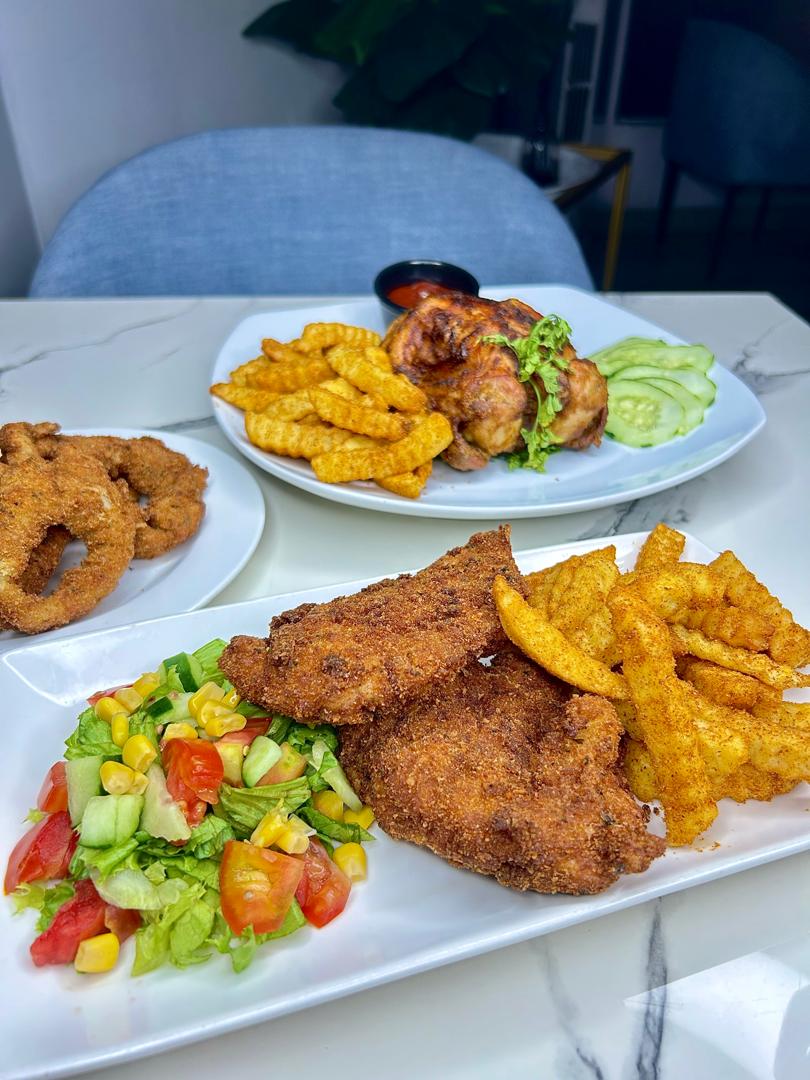 Half Roasted Chicken with Fries